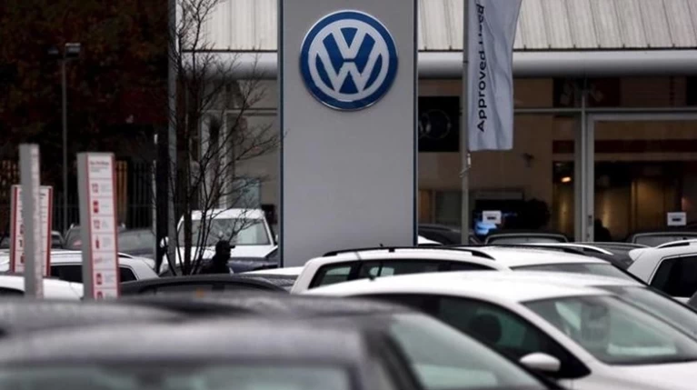 Η VW θα πληρώσει πρόστιμο 1 δισ. ευρώ για το σκάνδαλο των ντιζελοκινητήρων