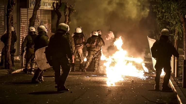 Υπάλληλος της Βουλής στους 11 συλληφθέντες στα Εξάρχεια