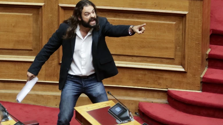 Ποινική δίωξη για εσχάτη προδοσία ασκήθηκε στον Μπαρμπαρούση