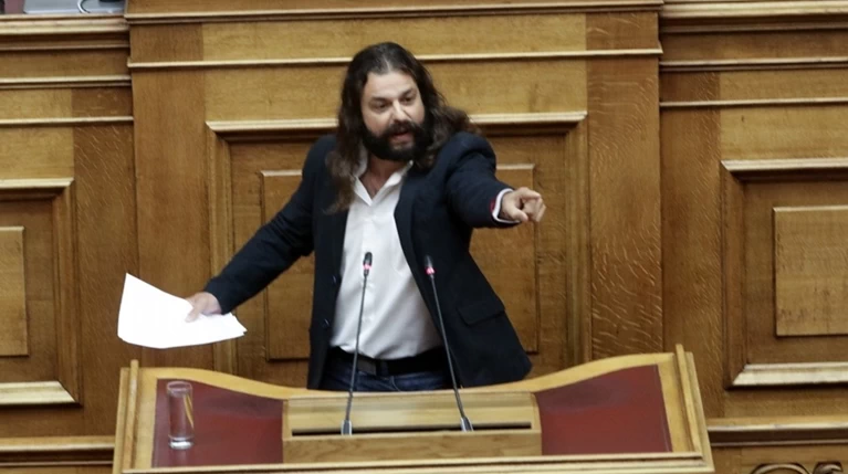 Mε 210 χλμ. έτρεχε ο Μπαρμπαρούσης στην καταδίωξη