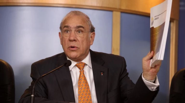 Γκουρία: Επρεπε να γίνει νωρίτερα η μείωση του χρέους