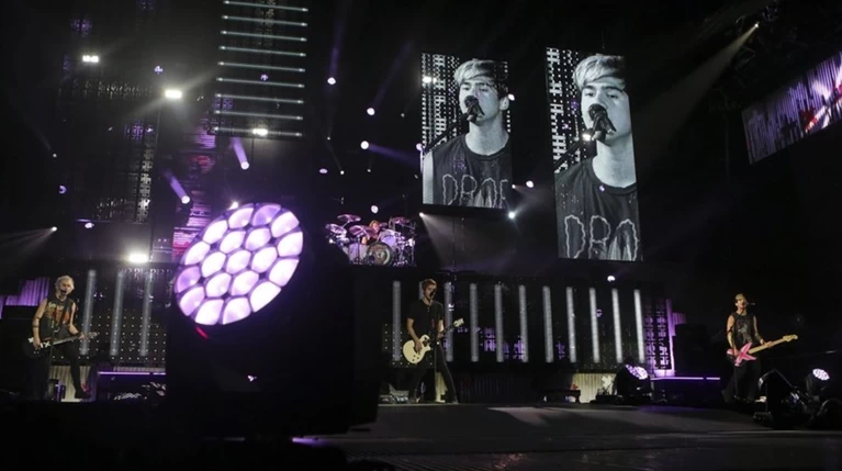 5 Seconds of Summer: Στην 1η θέση του Billboard 200 για 3η συνεχόμενη φορά
