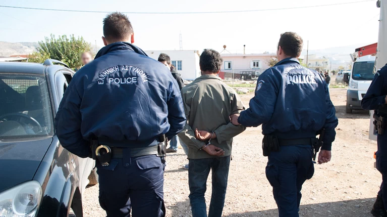 Εξαρθρώθηκε σπείρα που έκλεβε ηλεκτρικό ρεύμα - Έξι συλλήψεις