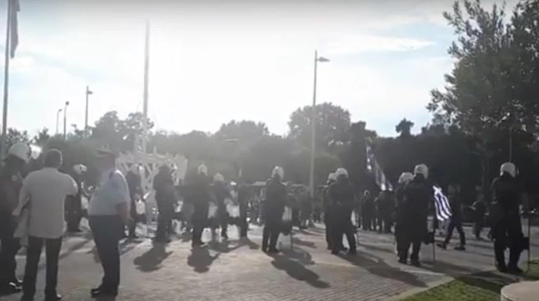 Αποδοκιμασίες σε βάρος της Αχτσιόγλου για το «Μακεδονικό»
