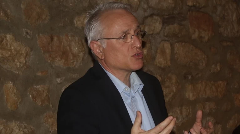 Κόντρα Ραγκούση - ΚΙΝΑΛ με βολές για Μητσοτάκη