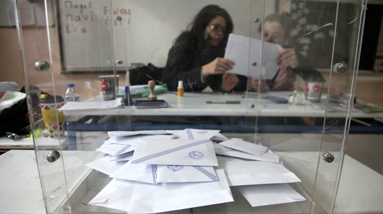 Ο "γρίφος" της Β' Αθήνας: Τα πρόσωπα και η χαρτογράφηση