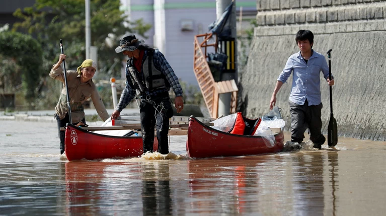 Περισσότεροι από 100 νεκροί από τις πλημμύρες στην Ιαπωνία