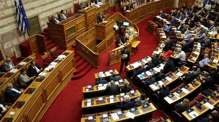 Β' Αθηνών: Τι σηματοδοτεί το σπάσιμο της... «περιφέρειας των σταρ»
