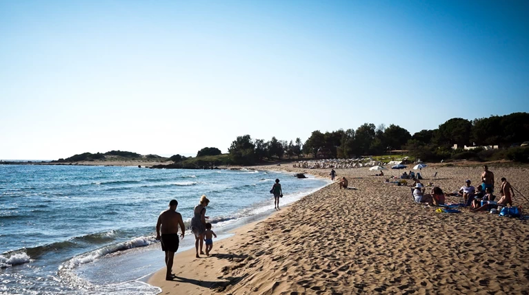 «Φλερτ» με τους 40°C την Τρίτη, πότε θα δροσίσει