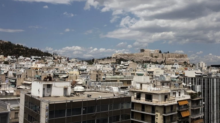 Δωρίζουν ακίνητα στο Δημόσιο για να μην πληρώσουν τον φόρο