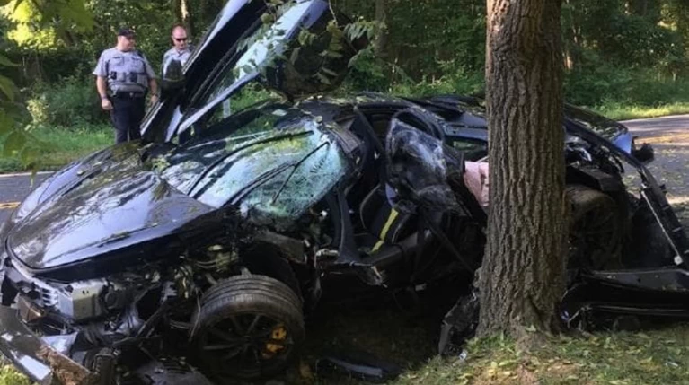 Οδηγός κατέστρεψε McLaren 720S μίας ημέρας!