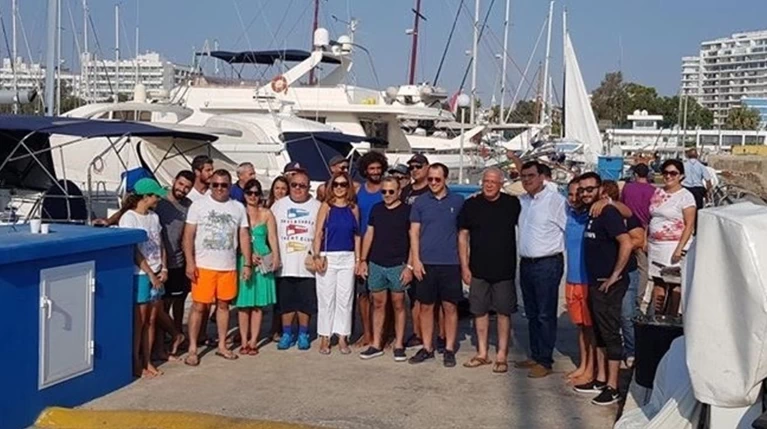 Κύπρος: Με ιστιοσανίδες από τη Λάρνακα στο Λίβανο