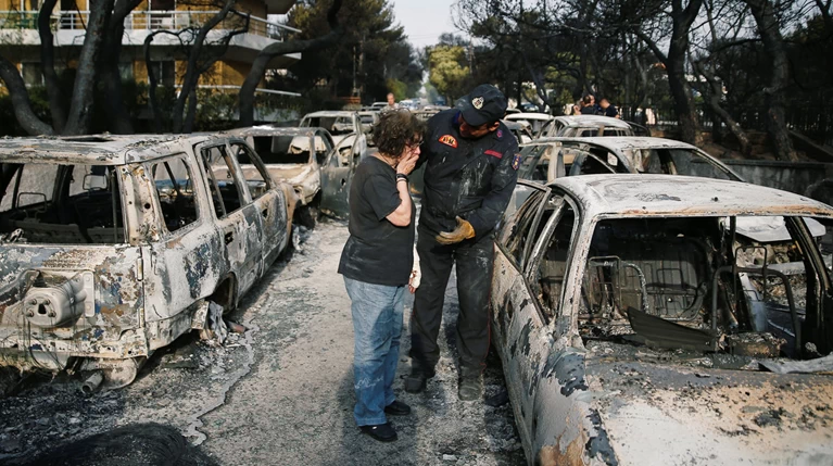 Πύρινη τραγωδία χωρίς τέλος στο Μάτι: Πληροφορίες για πάνω από 60 νεκρούς