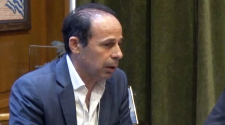 Δήμαρχος Ραφήνας: Όχι άλλα τρόφιμα, θέλουμε χέρια, χρήματα και αίμα
