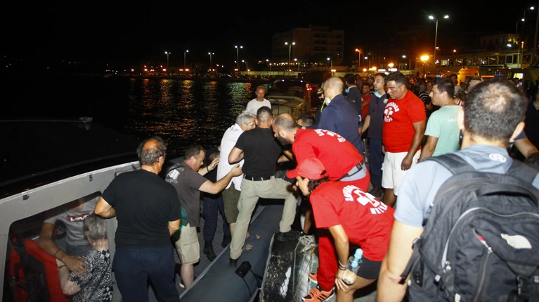 Τα 7 ερωτήματα για τους χειρισμούς του Λιμενικού το μοιραίο βράδυ