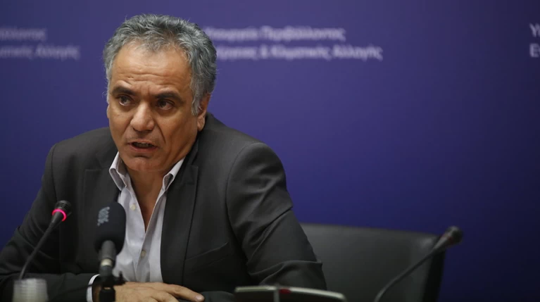 Σκουρλέτης: Το κόμμα δεν είναι κυβερνητικό παραμάγαζο