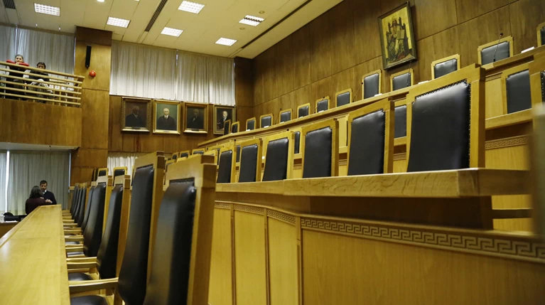 Ενωση Δικαστών: Με νόμο του 2015 (ΣΥΡΙΖΑ) η αποφυλάκιση Φλώρου