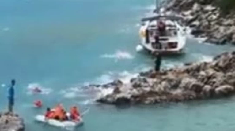 Βίντεο διάσωσης ιστιοφόρου στο Κυπαρίσσι Λακωνίας