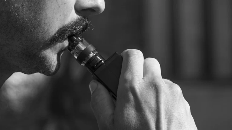 Συγκέντρωση διαμαρτυρίας ατμιστών στη Θεσσαλονίκη