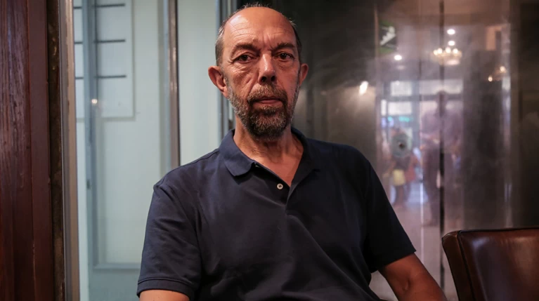 «Πόρτα» σε ΣΥΡΙΖΑ από τον Μπελαβίλα για την δημαρχία της Αθήνας