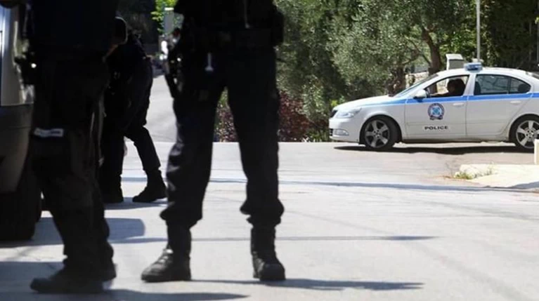Παράνομες ανασκαφές & αρχαιολογικές έρευνες, από σπείρα αρχαιοκαπήλων