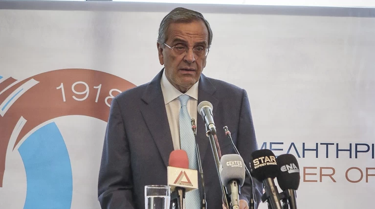 Σαμαράς: Ξεπουλάνε εθνικά συμφέροντα για να αποφύγουν τις συντάξεις