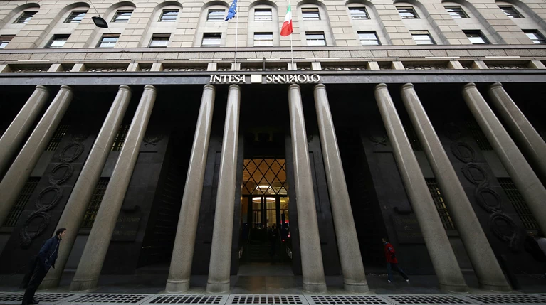 Handelsblatt: Φόβοι για νέα τραπεζική κρίση σε Ελλάδα - Ιταλία