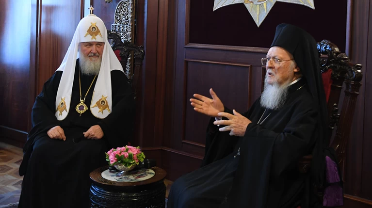 Ρωσική Εκκλησία: Διακόπτει δεσμούς με το Πατριαρχείο Κων/πόλεως