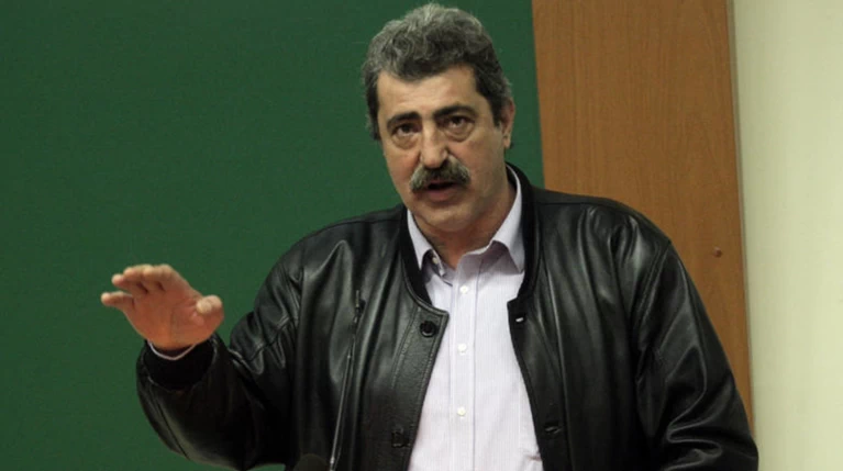 Πολάκης: «Ο Π. Καμμένος έχει τιμήσει την υπογραφή του»