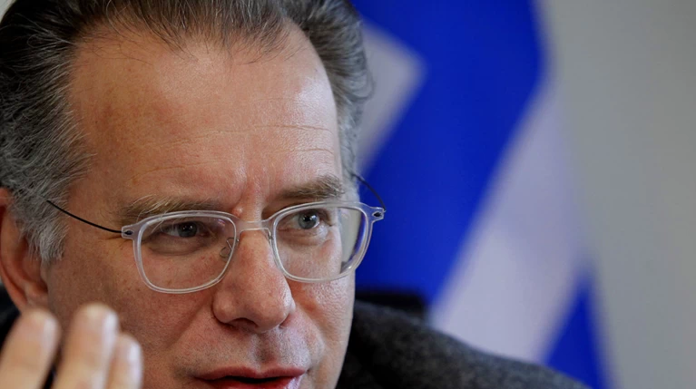 Κουμουτσάκος: Απαράδεκτος ο τρόπος που φέρθηκαν στον Κοτζιά