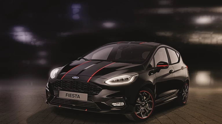 Βάλτε χρώμα στη ζωή σας: Ford Fiesta ST-Line Red και Black Edition