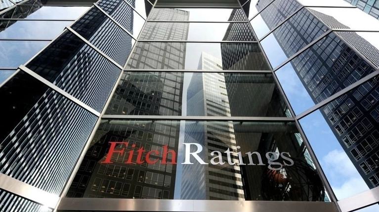 Ο Fitch αναβάθμισε τα καλυμμένα ομόλογα της Alpha Bank σε BB+