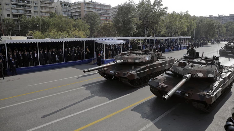 Εντυπωσιακή η παρέλαση στη Θεσσαλονίκη για την 28η Οκτωβρίου