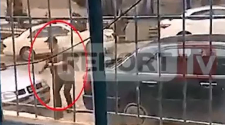 Η στιγμή της ανταλλαγής πυροβολισμών του Κατσιφά με αστυνομικούς - Βίντεο