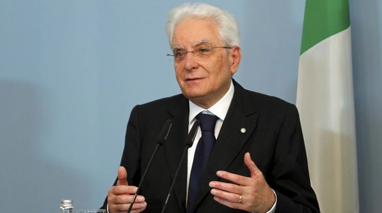 Ιταλία: Παρέμβαση Ματαρέλα για διάλογο με τις Βρυξέλλες