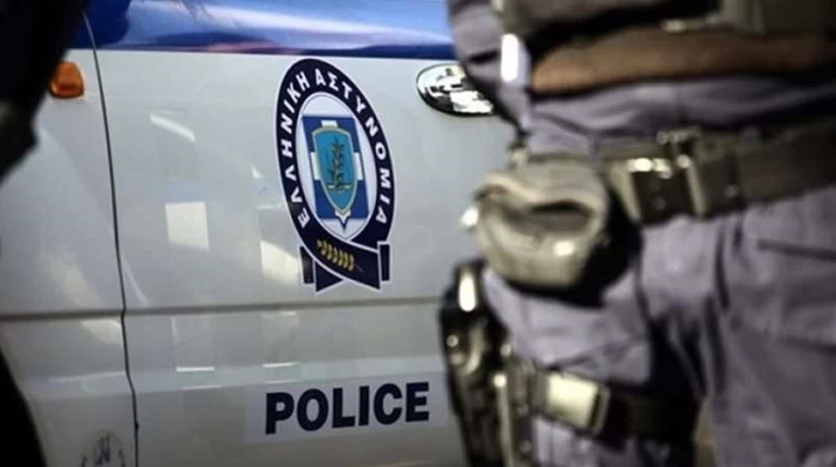 Στο αυτόφωρο παππούς που επιτέθηκε σε συμμαθητή της εγγονής του