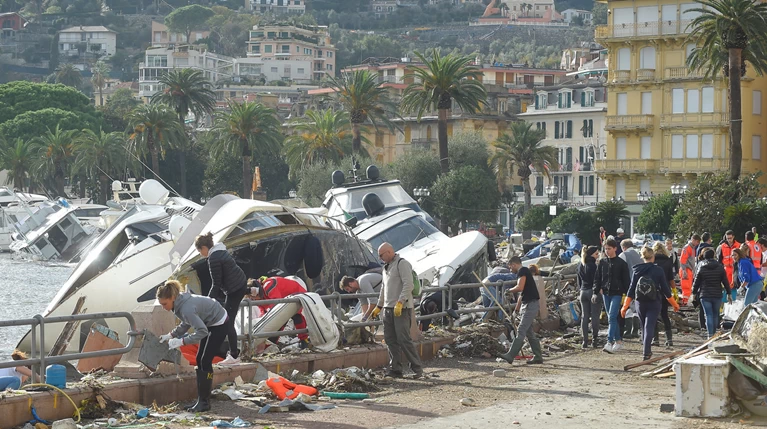 Δεκαοκτώ νεκροί από την κακοκαιρία στην Ιταλία