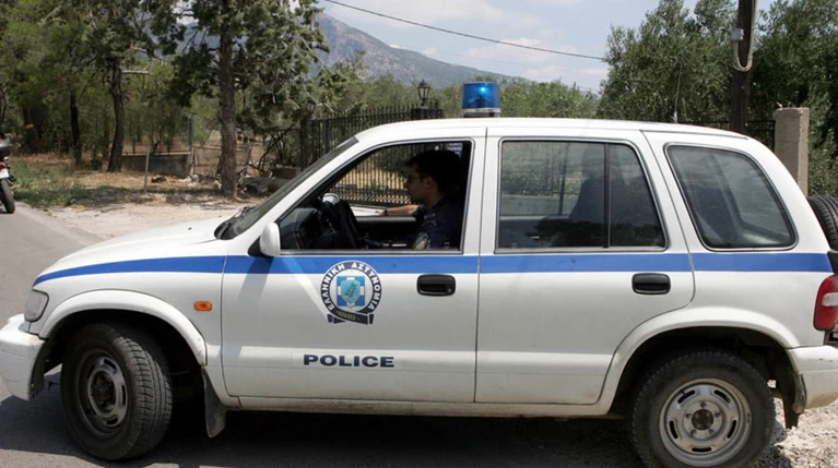 Θεσσαλονίκη: Καταδίωξη ανηλίκου που μετέφερε παράνομα μετανάστες