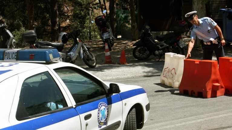 Κλειστή η Βασ. Κων/νου στο Παναθηναϊκό Στάδιο από λάδια στο δρόμο