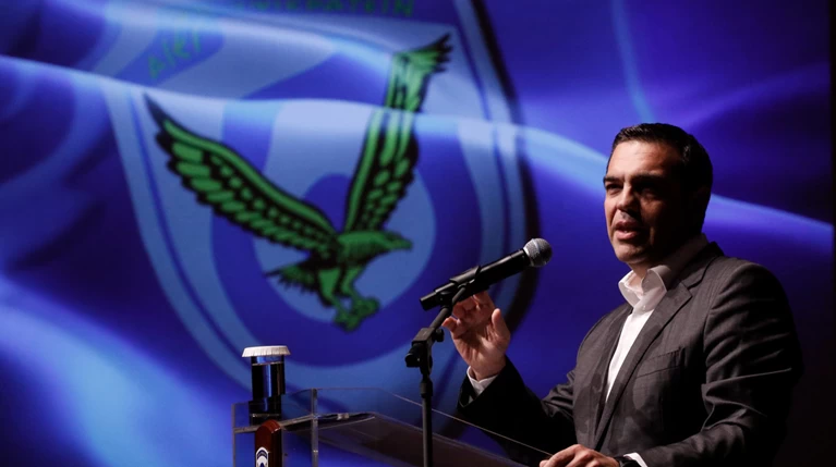 Τσίπρας: Τον Δεκέμβριο αναδρομικά 820 εκατ. σε ένστολους-πανεπιστημιακούς