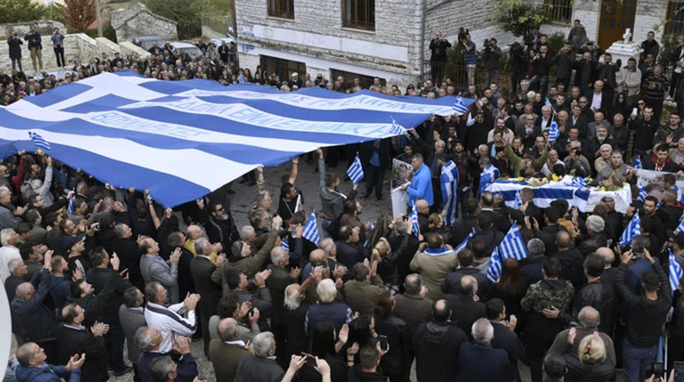 Μπουσάτι: Η λίστα με τους ανεπιθύμητους δεν έχει κλείσει ακόμα