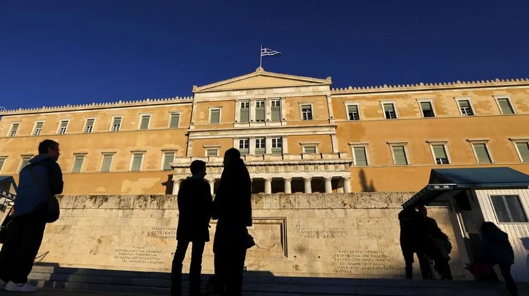 Public Issue: Τι λένε οι πολίτες για συμφωνία Πρεσπών και ελληνοτουρκικά