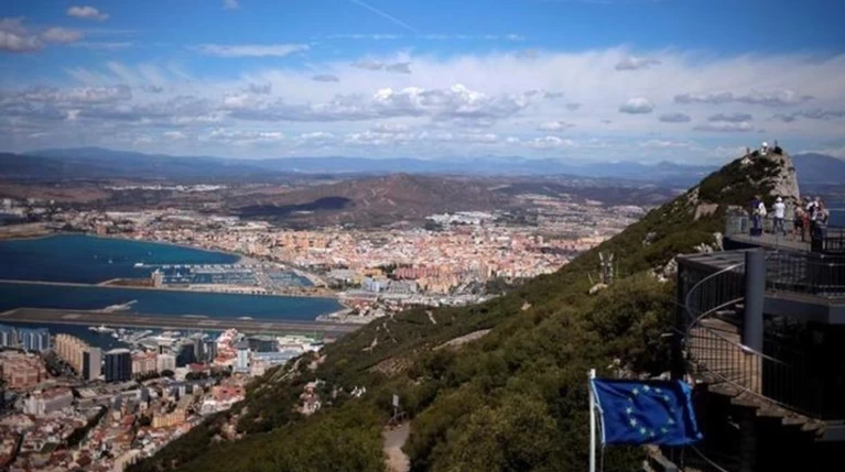 Brexit: Η Μαδρίτη ζητεί "γραπτή" δέσμευση του Λονδίνου για το Γιβραλτάρ