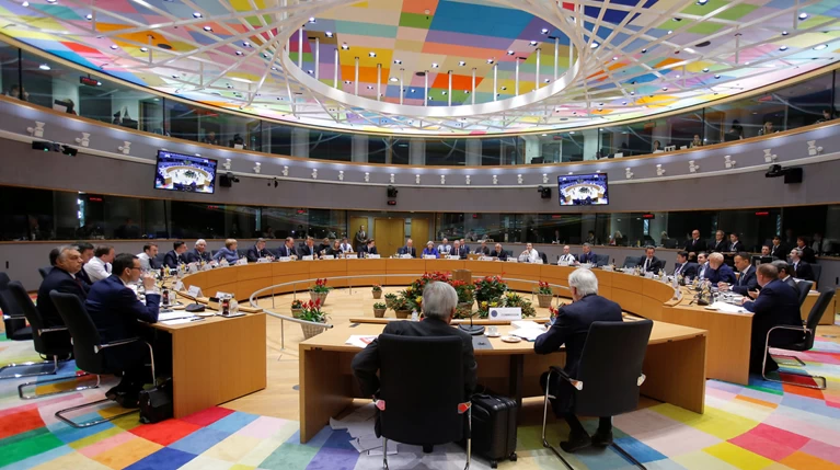 Brexit: Κι αν το βρετανικό κοινοβούλιο απέρριπτε τη συμφωνία;