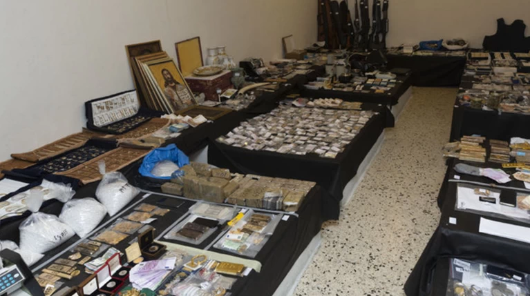 Οι αποκαλυπτικοί διάλογοι στο κύκλωμα χρυσού και οι κινέζοι χονδρέμποροι