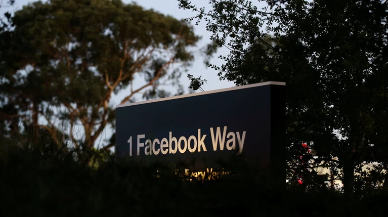 Απειλή για βόμβα στα κεντρικά της Facebook