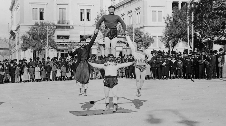 Μοναδικές ταξιδιωτικές φωτογραφίες της Αθήνας του 1904
