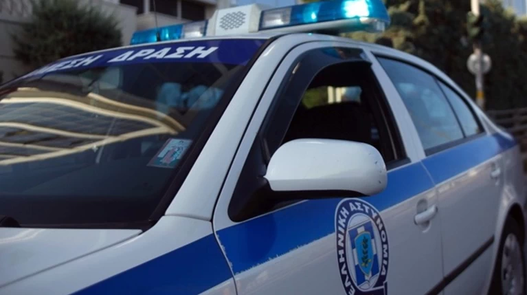 Σπείρα μεγαλουργούσε σε κλοπές & αποσυναρμολογήσεις πολυτελών αυτοκινήτων