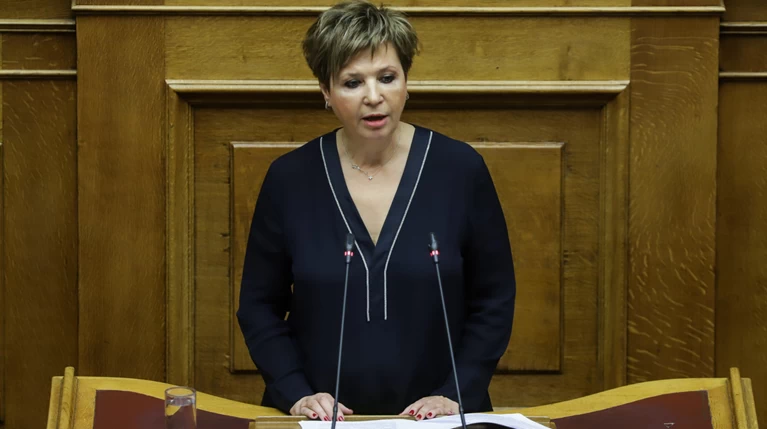 Διαξιφισμοί Γεροβασίλη-Δένδια με φόντο τη βόμβα στον ΣΚΑΙ