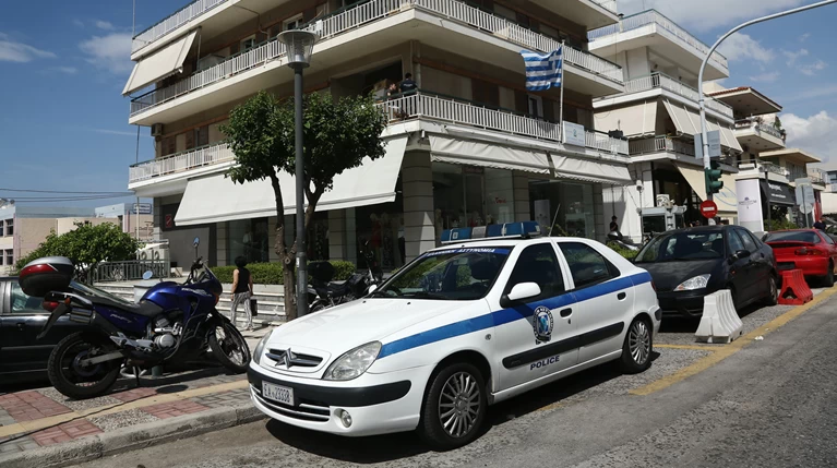 Δραπέτευσε κακοποιός από τα κρατητήρια της αστυνομίας στα Άνω Λιόσια